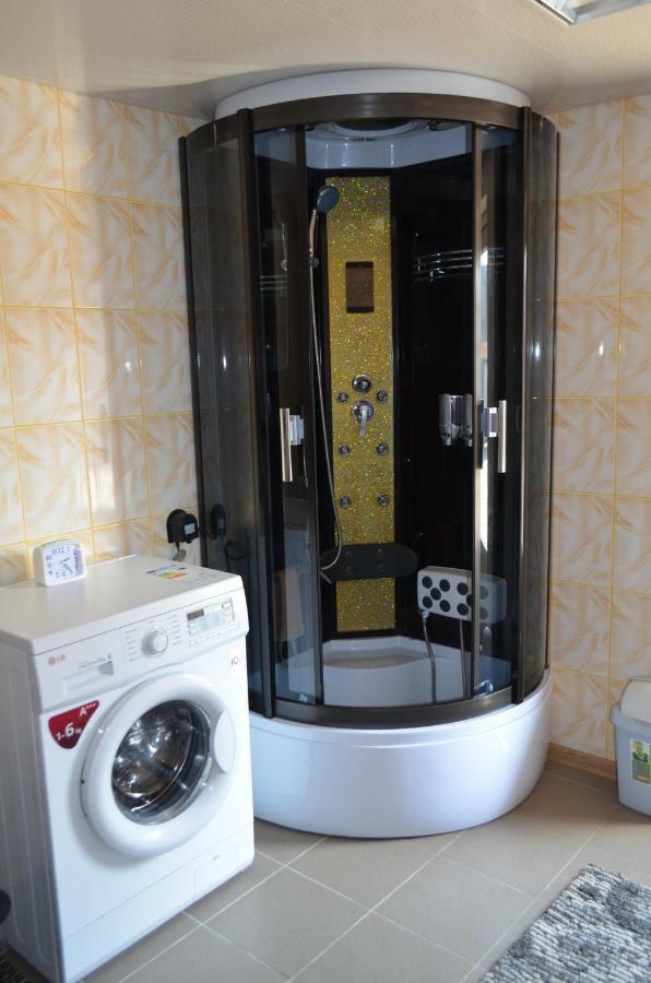 Appartement Ziedu Pasaule à Krāslava Extérieur photo